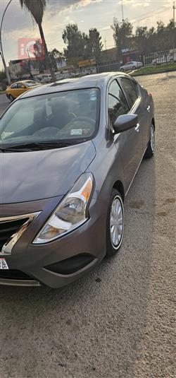 نيسان فيرسا